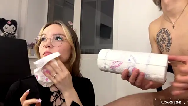 Sexstar_lif3style nude strip on webcam for live sex chat