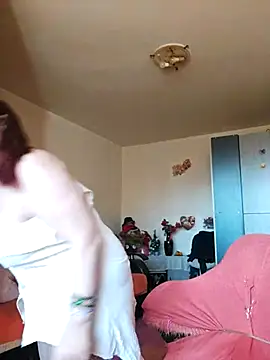 TinaMarks nude strip on webcam for live sex chat