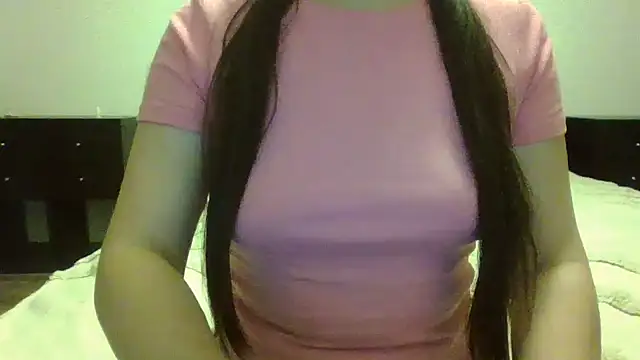 VanesaJewelz nude strip on webcam for live sex chat