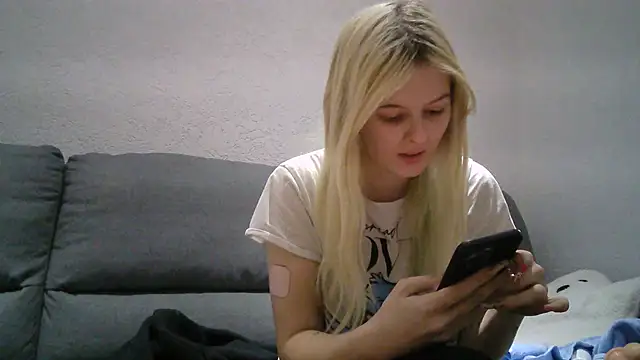 Allylove03 from Stripchat