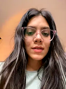 Avis 12 from Stripchat