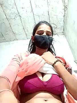 Cuti jiyax from Stripchat