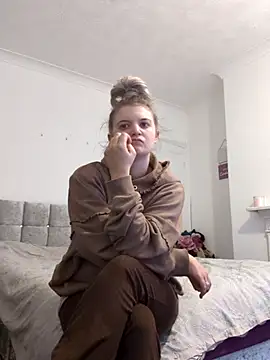 Delighted22 nude strip on webcam for live sex chat