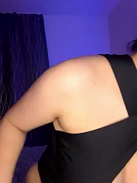 Eleonoree from Stripchat