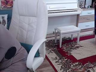 EllyBoobs fully nude on webcam live sex chat