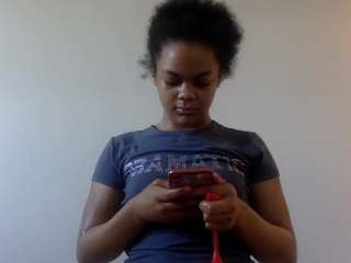 Infiniti-white cam model Live Nude & Online