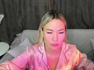 Jennylovlley fully nude on webcam live sex chat