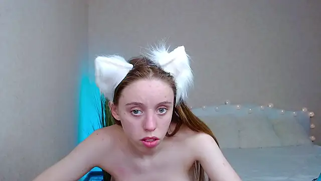 Kitttycat_kiss_ nude strip on webcam for live sex chat