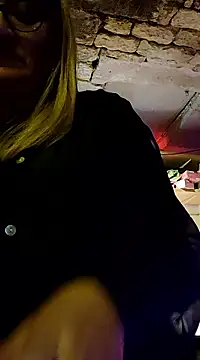 Lady charlyne from Stripchat