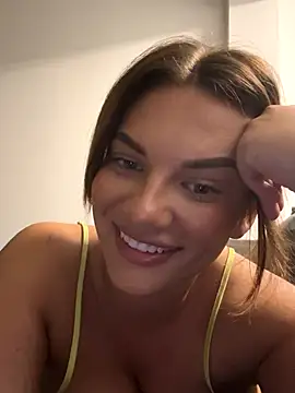 Littlemisslilly from Stripchat