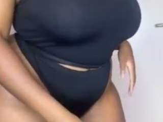 Msponey from Camsoda
