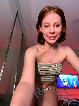 Oopsfoxy from Stripchat