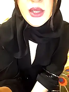 Rawya-34 from Stripchat