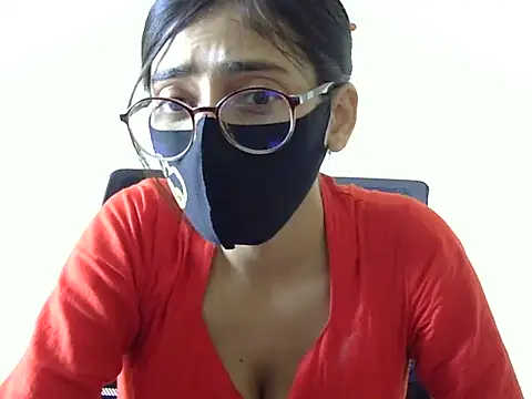 Rose-Shyy from Stripchat
