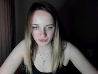 RouseReedd fully nude on webcam live sex chat