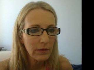 SexyMissAva fully nude on webcam live sex chat