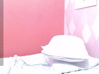 Shynlittlewanda cam model Live Nude & Online