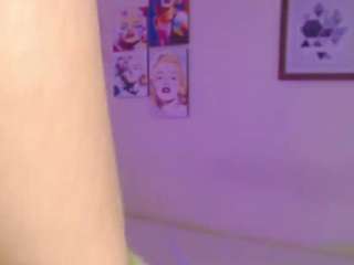 Sky_nabi fully nude on webcam live sex chat