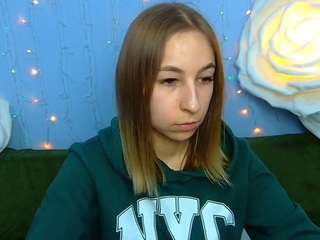 SoniaFugors fully nude on webcam live sex chat