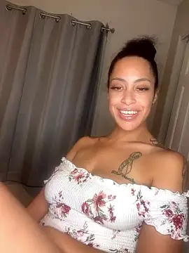 Thepeachwobbler cam Live Nude & Online