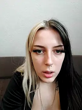 TonyMontana24 from Stripchat