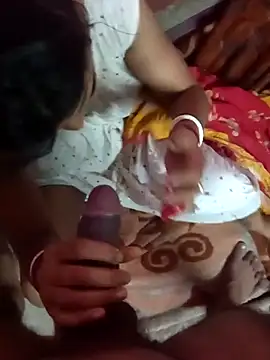 Bengali-boudi-priya from Stripchat