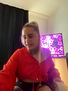 Blanca Linda from Stripchat
