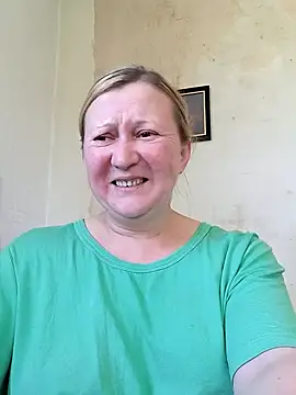 Blondyaguar from Stripchat