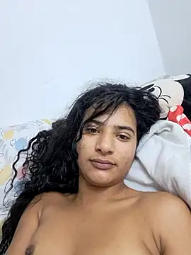 Bratzhuman from Stripchat