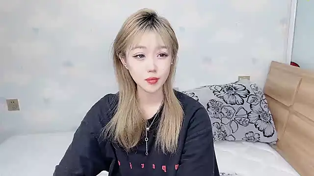 Cnxi-zi from Stripchat