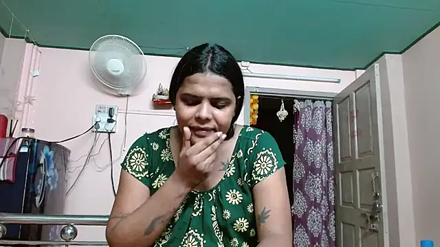 Cutiepie Raima from Stripchat