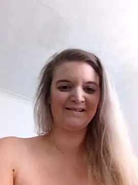Delighted22 from Stripchat