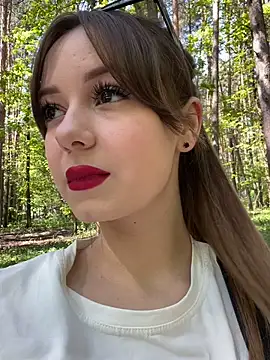 Elegant ladie from Stripchat