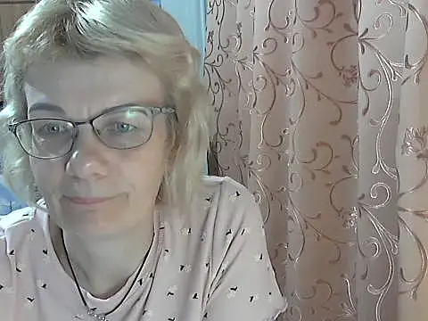 Emma Mia from Stripchat