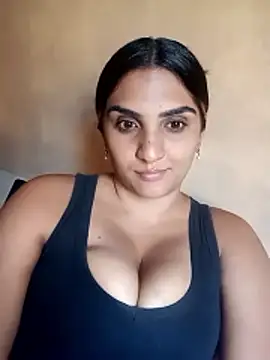 Eroticindian07 from Stripchat