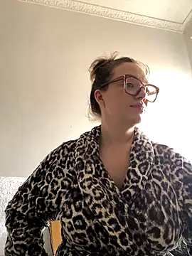 FemDom RubyKnightXXO from Stripchat