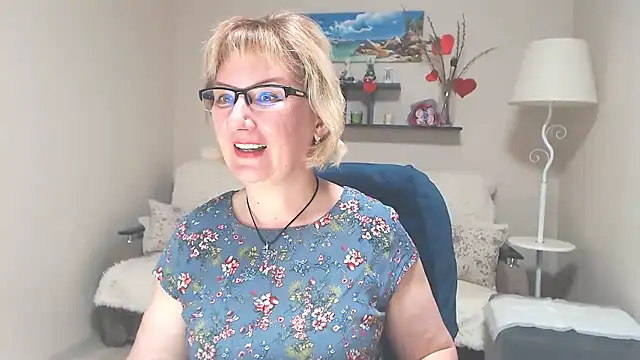 FleurMays from Stripchat