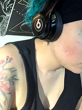 FRRANNKIE from Stripchat