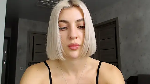 Hot-sasha9 from Stripchat