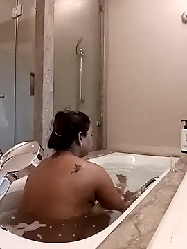 Juli-jimmi from Stripchat