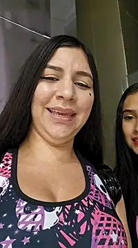 Julia 8 from Stripchat