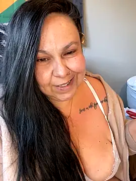 Keeksbbw JamBBC from Stripchat