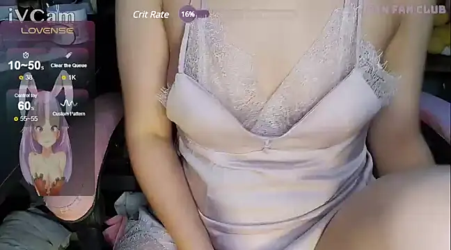 Kyubi from Stripchat