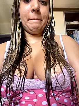Loirinha0870 from Stripchat