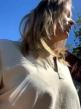 LoveMeaxo from Stripchat