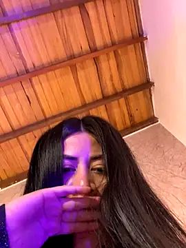 MadiLee from Stripchat