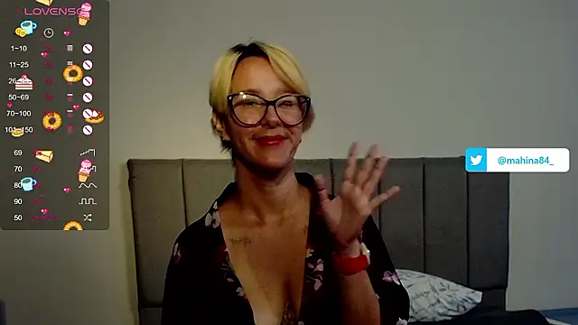 Mahina84 from Stripchat