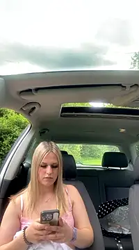 MelissaDeluxe69 from Stripchat