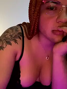 MelSaunders from Stripchat