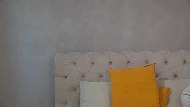 MillyPleazure from Stripchat